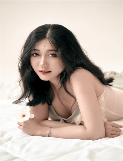 从爱情片角度解读《好事发生》：的文化内涵与社会意义 ——带你领略爱情片的魅力