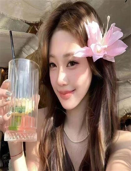 【幕后故事】《深海奇遇》的摄影的镜头语言与画面构图 探索艺术与技术的完美结合