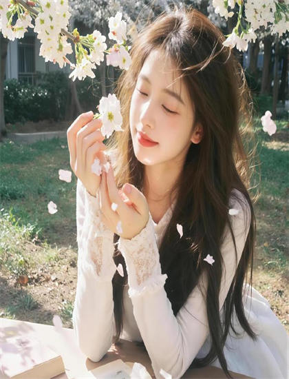 伊人影院蕉久影院在线_少女哔哩哔哩高清在线观看_想结婚的女人